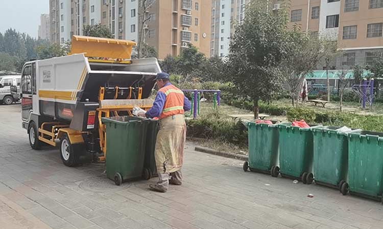 小型垃圾清運車