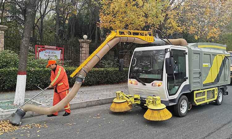 濟南百易樹葉收集車