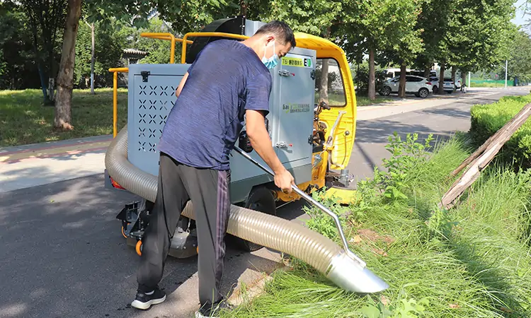 吸樹葉機