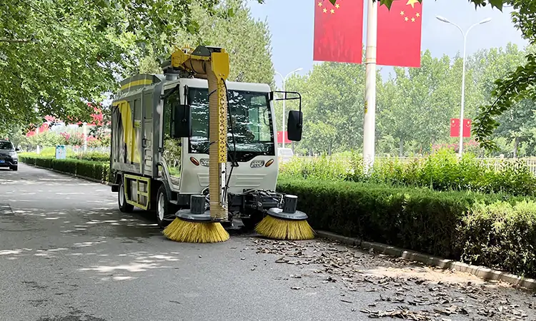 樹葉收集車