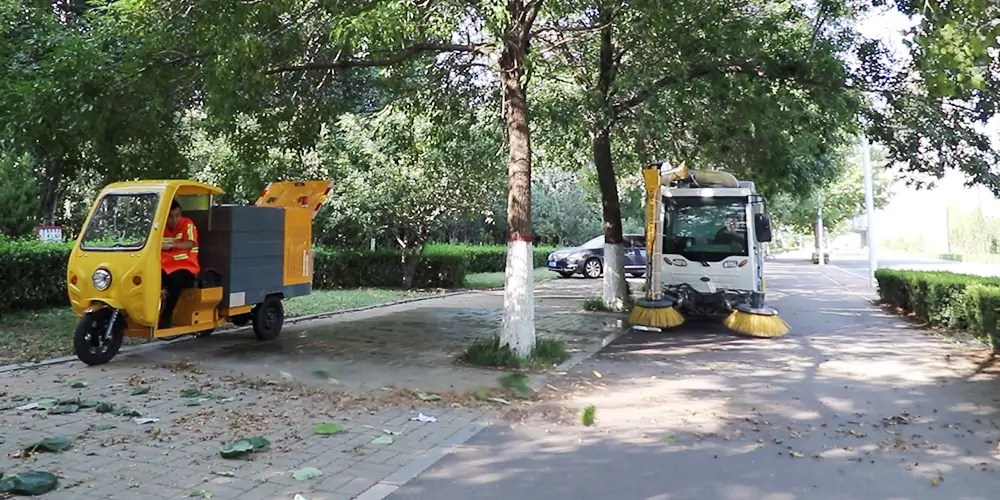 電動樹葉收集車