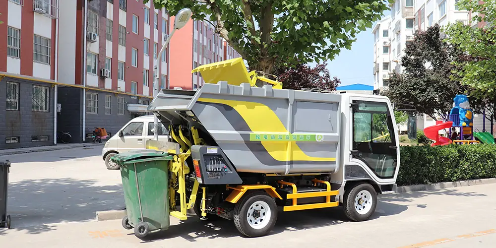 后裝式垃圾清運(yùn)車_環(huán)衛(wèi)垃圾車_市政垃圾車_小型環(huán)衛(wèi)垃圾車