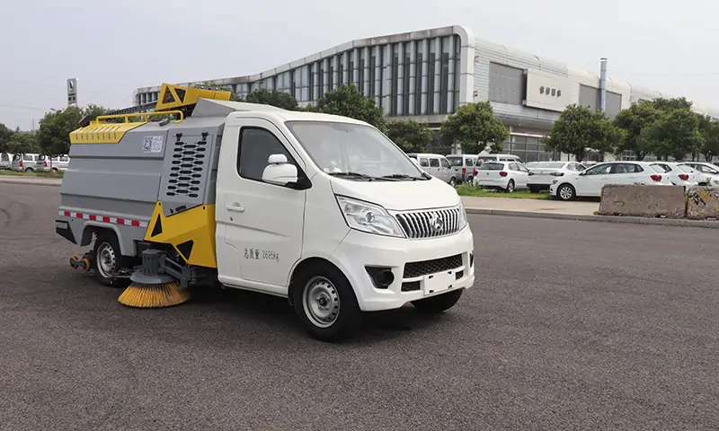 純電動可上牌洗掃車：革新城市清潔的未來