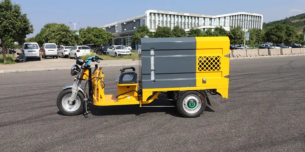 三輪高壓清洗車_小區(qū)高壓清洗車_物業(yè)小型高壓沖洗車_園區(qū)高壓清洗車