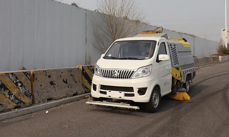 高效潔凈，新能源洗掃車助力城市清潔