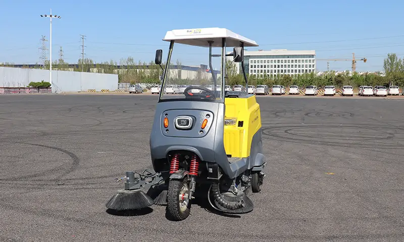 純電動(dòng)清掃車：城市道路保潔的綠色力量